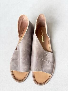 Free People TAUPE LEATHER ASYMMETRIC OPEN TOE FLAT SLINGBACK SANDALS SHOES Sz8.5